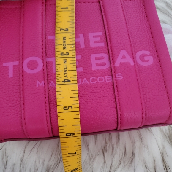 Marc Jacobs Lipstick💄Pink Crossbody (formerly mini) with gold hardware - Picture 11 of 12